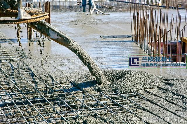 請(qǐng)問武漢澆筑混凝土人防頂板到底要不要在主樓和裙樓之間留伸縮縫（沉降縫） (圖1)